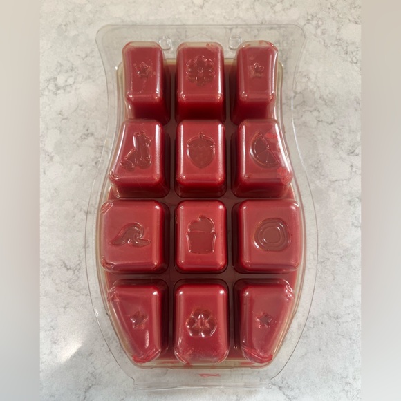 Scentsy Brick - Maraschino Sugar Cookie - Picture 2 of 3